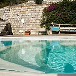 Lice Verici Villa