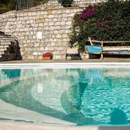 Lice Verici Villa