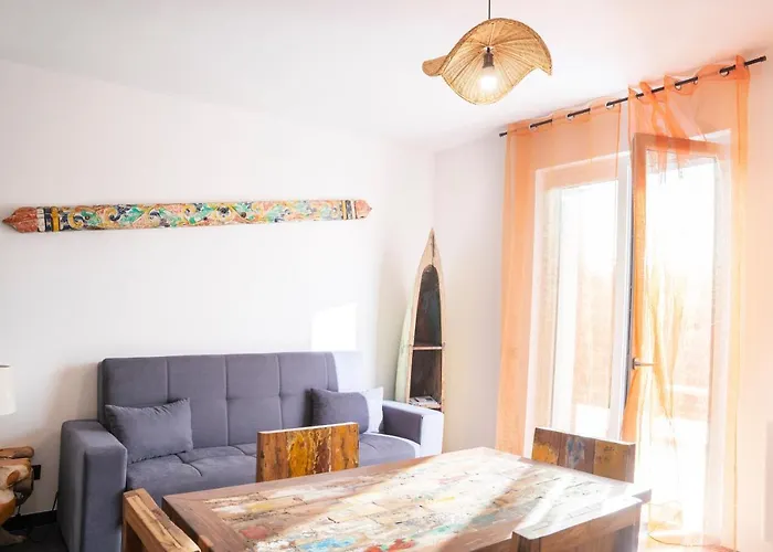 Lice Verici Villa Casarza Ligure